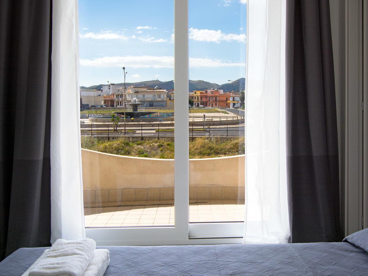 Ermes Bed & Breakfast Avola Bagian luar foto
