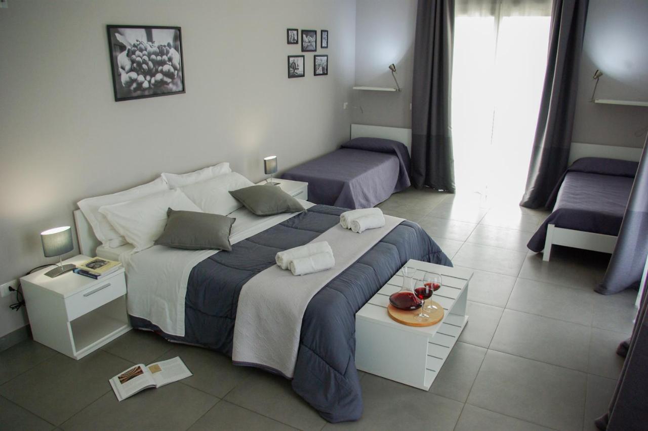 Ermes Bed & Breakfast Avola Bagian luar foto